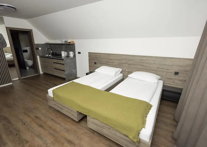 アパート 4 Elements Bled *